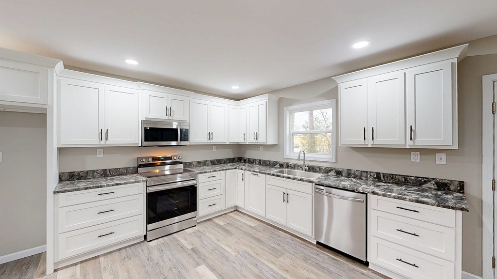 Dothan, Alabama 36303, United States, 2 Bedrooms Bedrooms, ,1 BathroomBathrooms,Residential,Active,1609