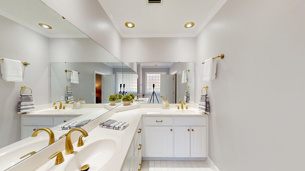 Dothan, Alabama 36303, United States, 4 Bedrooms Bedrooms, ,3 BathroomsBathrooms,Residential,Active,222421