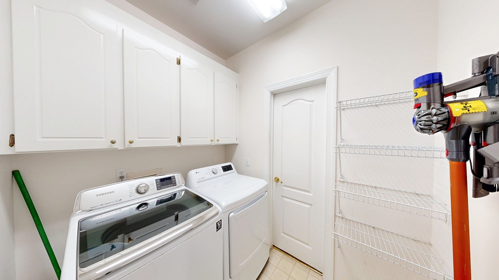 Dothan, Alabama 36303, United States, 4 Bedrooms Bedrooms, ,3 BathroomsBathrooms,Residential,Active,222421