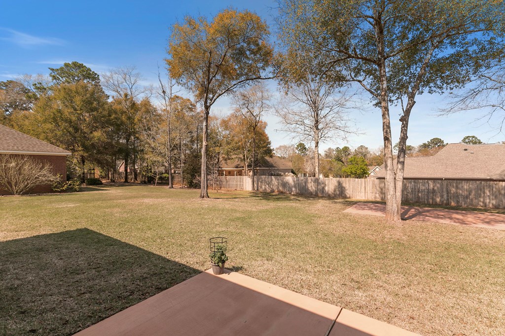 401 Gladstone Way, Dothan, Alabama image 37