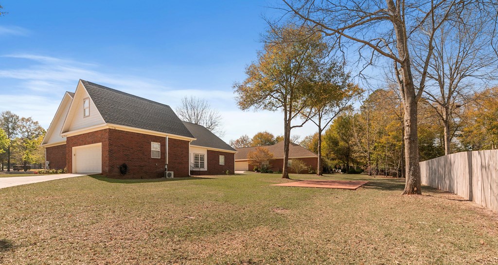 401 Gladstone Way, Dothan, Alabama image 40