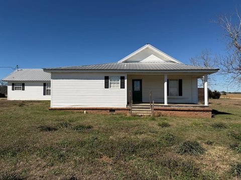 Homes For Sale - 7198 S County Rd. 33<br/> Cottonwood, AL 36320