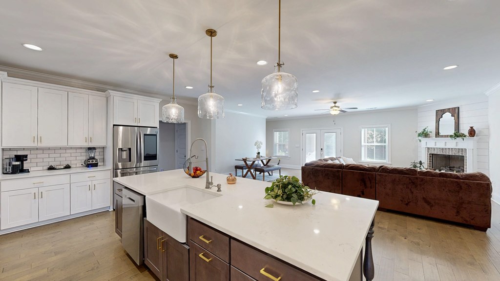 Midland City, Alabama 36350, United States, 5 Bedrooms Bedrooms, ,4 BathroomsBathrooms,Residential,Active,242853