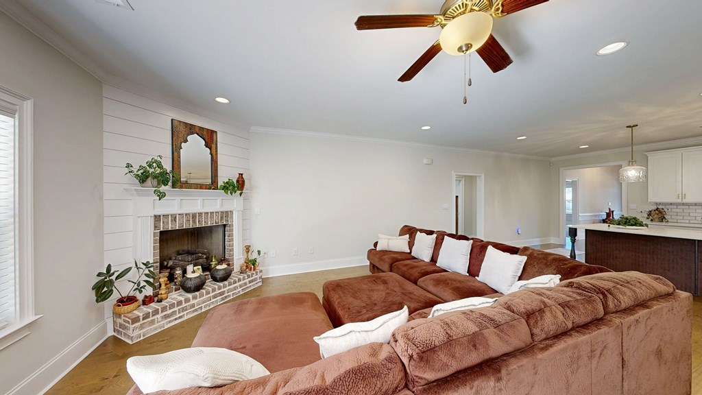 Midland City, Alabama 36350, United States, 5 Bedrooms Bedrooms, ,4 BathroomsBathrooms,Residential,Active,242853