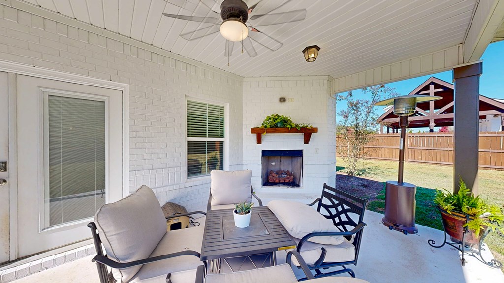 Midland City, Alabama 36350, United States, 5 Bedrooms Bedrooms, ,4 BathroomsBathrooms,Residential,Active,242853