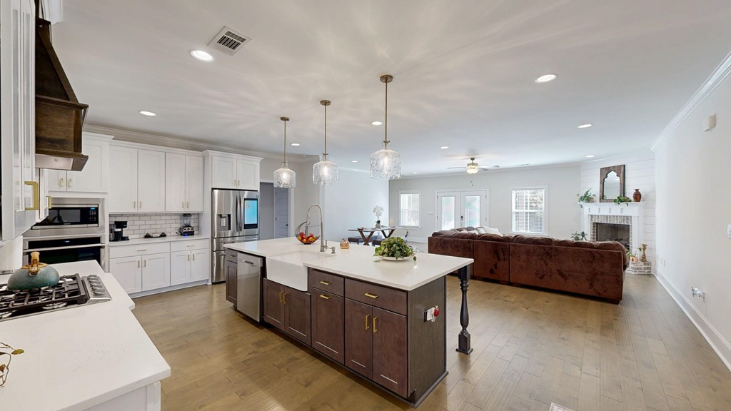 Midland City, Alabama 36350, United States, 5 Bedrooms Bedrooms, ,4 BathroomsBathrooms,Residential,Active,242853