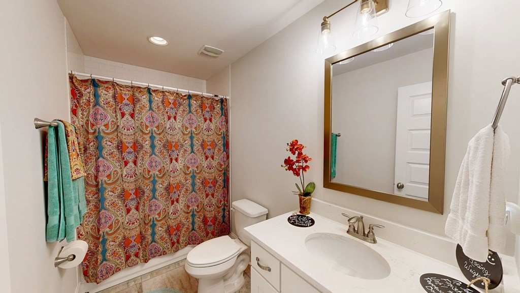 Midland City, Alabama 36350, United States, 5 Bedrooms Bedrooms, ,4 BathroomsBathrooms,Residential,Active,242853