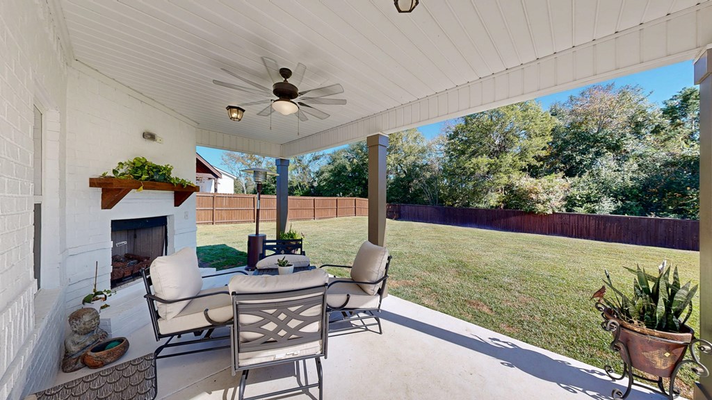 Midland City, Alabama 36350, United States, 5 Bedrooms Bedrooms, ,4 BathroomsBathrooms,Residential,Active,242853