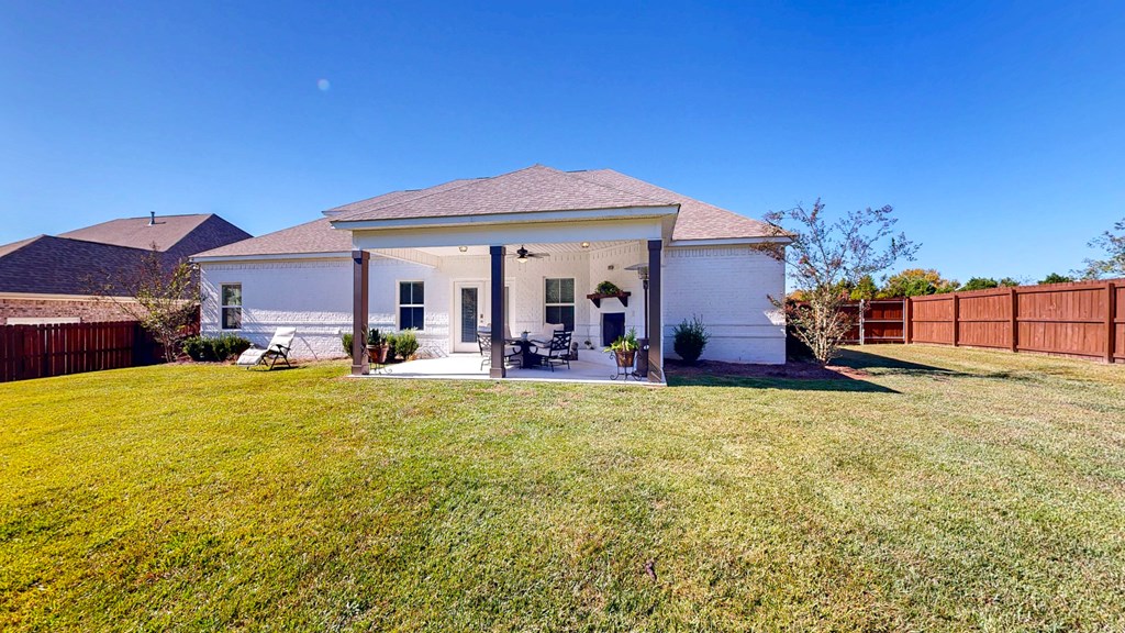 Midland City, Alabama 36350, United States, 5 Bedrooms Bedrooms, ,4 BathroomsBathrooms,Residential,Active,242853