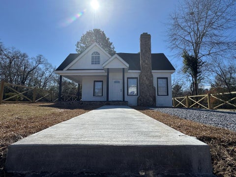 Homes For Sale - 1202 E Adams St<br/> Dothan, AL 36301