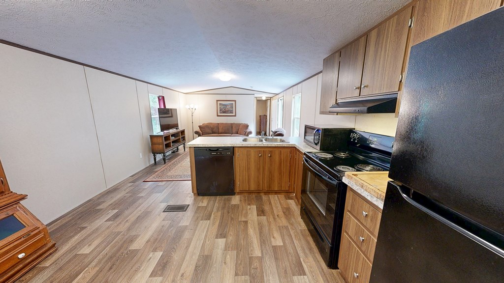 Daleville, Alabama 36322, United States, 2 Bedrooms Bedrooms, ,1 BathroomBathrooms,Residential,Active,134894