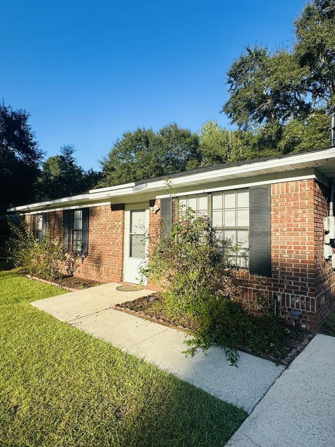 Homes For Sale - 684 N Commerce St<br/> Slocomb, AL 36375