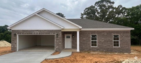 Homes For Sale - 133 Edgewood Trail<br/> Henry County, Headland, AL 36345