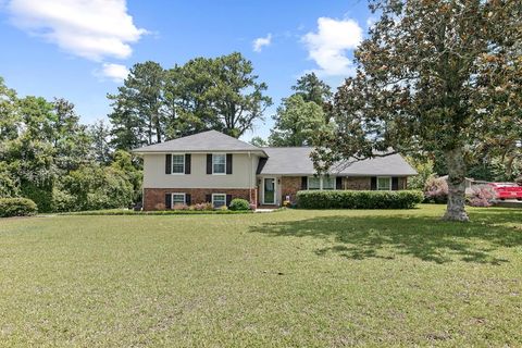 Homes For Sale - 405 AUDUBON Audubon Dr<br/> Dothan, AL 36301