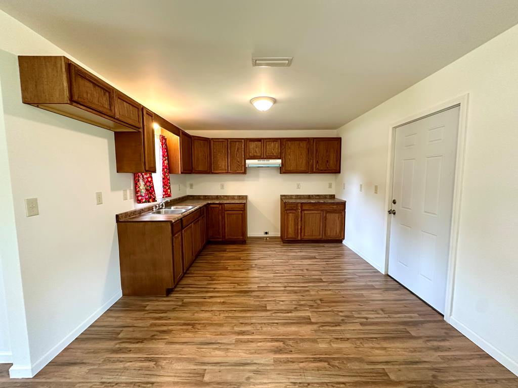 10221 S County Rd 55, Cottonwood, Alabama image 6