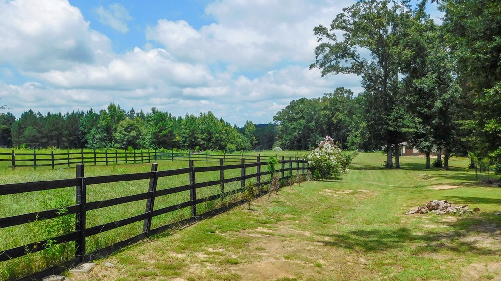 Dothan, Alabama 36301, United States, 4 Bedrooms Bedrooms, ,4 BathroomsBathrooms,Residential,Active,194493