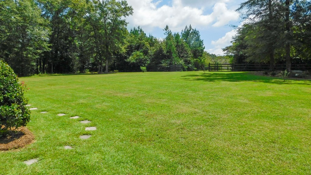 Dothan, Alabama 36301, United States, 4 Bedrooms Bedrooms, ,4 BathroomsBathrooms,Residential,Active,194493