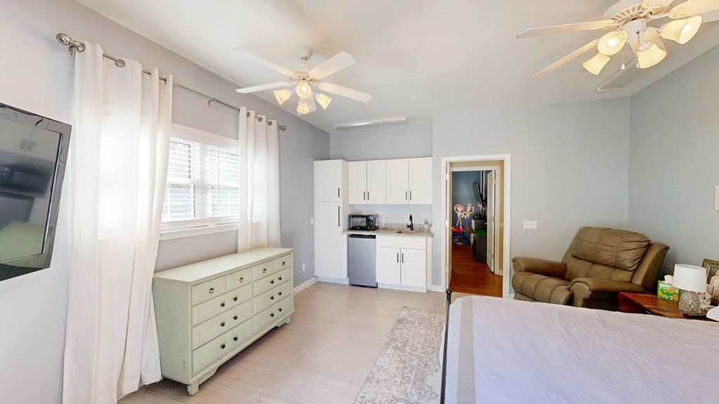 Dothan, Alabama 36303, United States, 5 Bedrooms Bedrooms, ,4 BathroomsBathrooms,Residential,Active,240325