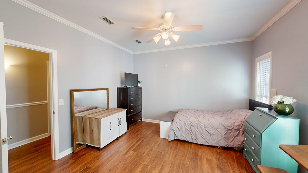 Dothan, Alabama 36303, United States, 5 Bedrooms Bedrooms, ,4 BathroomsBathrooms,Residential,Active,240325