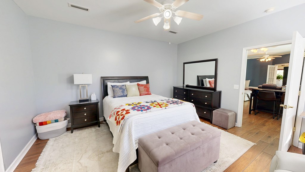 Dothan, Alabama 36303, United States, 5 Bedrooms Bedrooms, ,4 BathroomsBathrooms,Residential,Active,240325