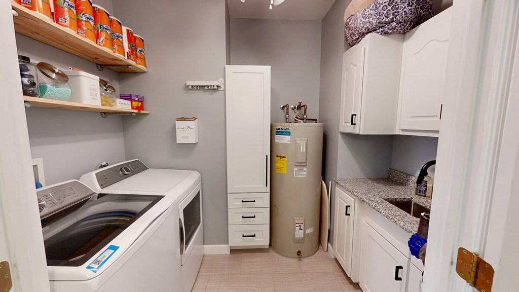 Dothan, Alabama 36303, United States, 5 Bedrooms Bedrooms, ,4 BathroomsBathrooms,Residential,Active,240325