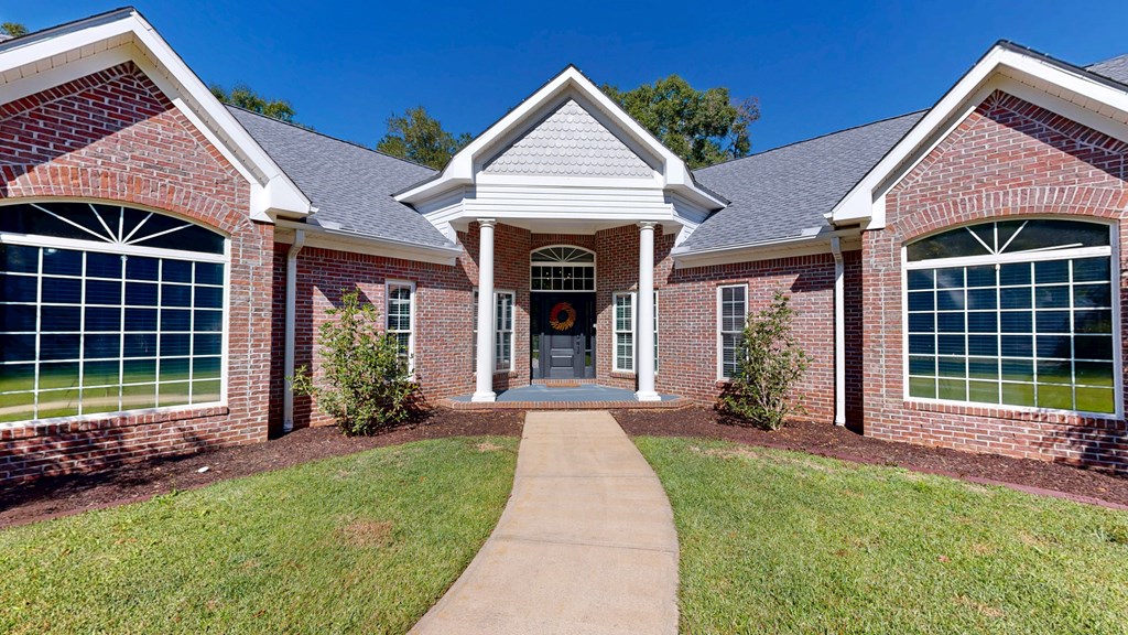 Dothan, Alabama 36303, United States, 5 Bedrooms Bedrooms, ,4 BathroomsBathrooms,Residential,Active,240325