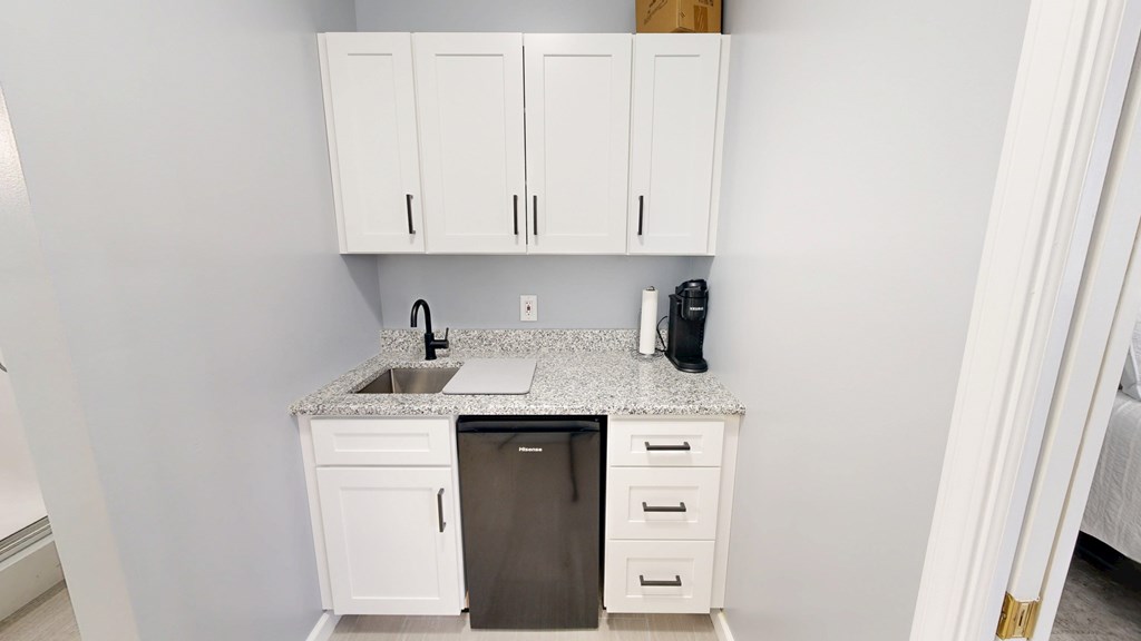 Dothan, Alabama 36303, United States, 5 Bedrooms Bedrooms, ,4 BathroomsBathrooms,Residential,Active,240325