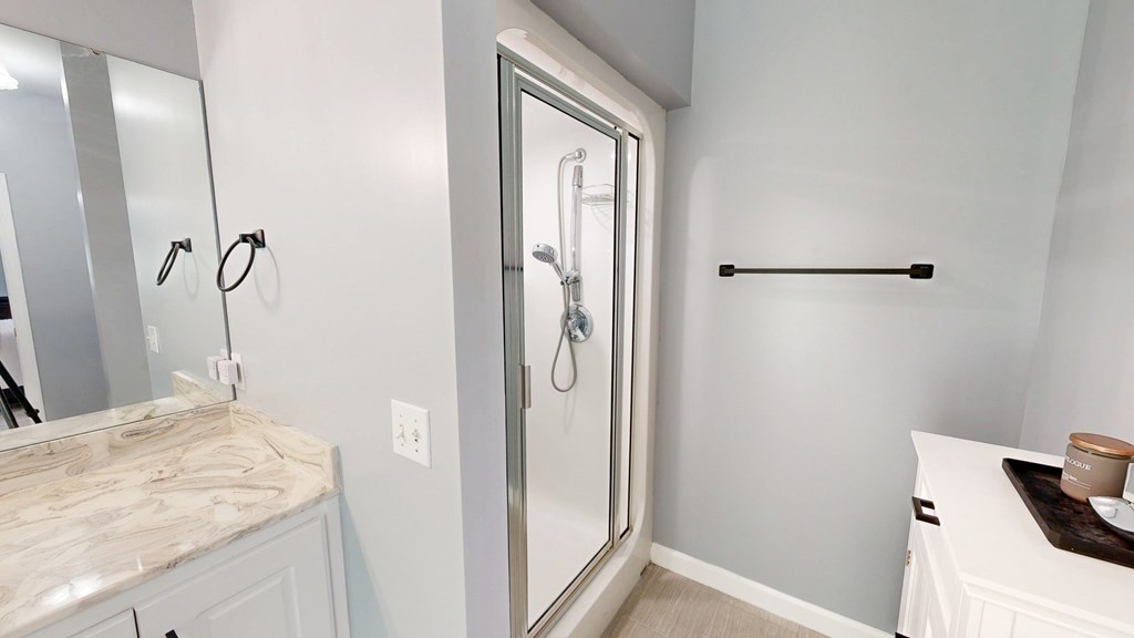 Dothan, Alabama 36303, United States, 5 Bedrooms Bedrooms, ,4 BathroomsBathrooms,Residential,Active,240325