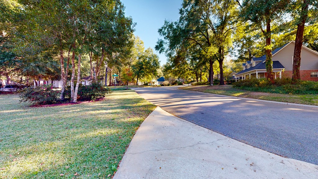 Dothan, Alabama 36303, United States, 5 Bedrooms Bedrooms, ,4 BathroomsBathrooms,Residential,Active,240325