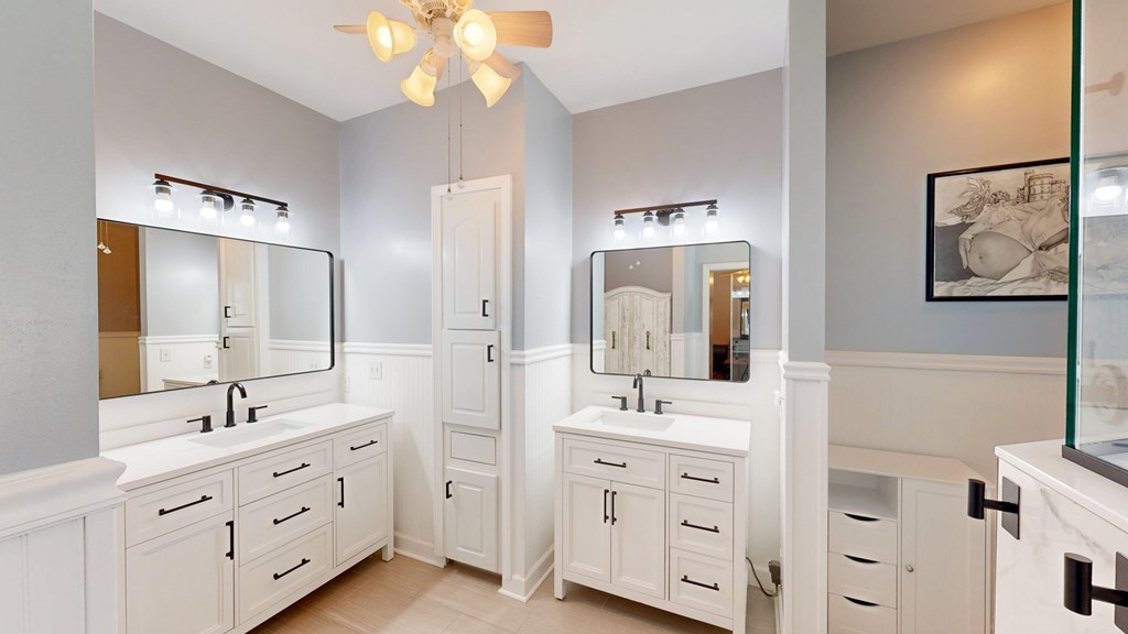 Dothan, Alabama 36303, United States, 5 Bedrooms Bedrooms, ,4 BathroomsBathrooms,Residential,Active,240325