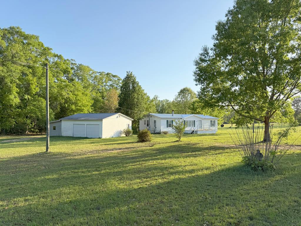 212 Man Hall Rd, Dothan, Alabama image 1