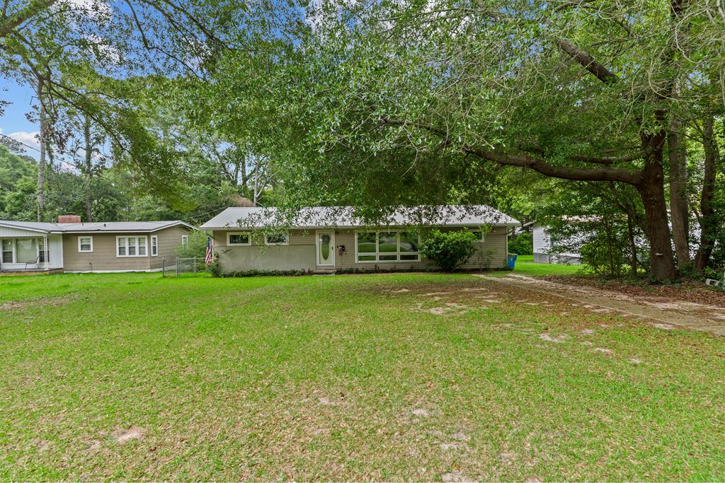 107 East Marion Drive, Dothan, Alabama image 2