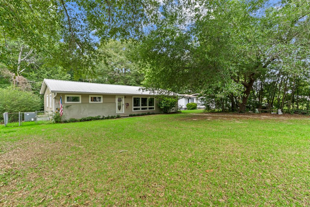 107 East Marion Drive, Dothan, Alabama image 1