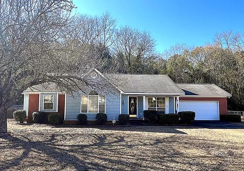 Homes For Sale - 818 Wimbledon Dr<br/> Houston County, Dothan, AL 36305