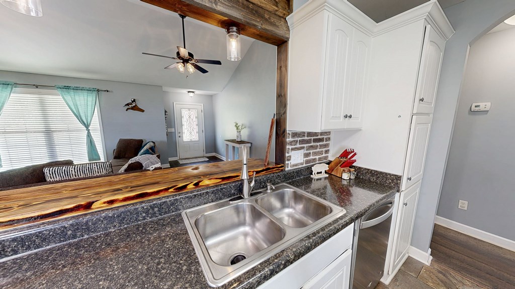 Dothan, Alabama 36301, United States, 3 Bedrooms Bedrooms, ,2 BathroomsBathrooms,Residential,Active,151279