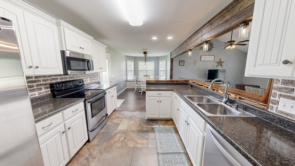 Dothan, Alabama 36301, United States, 3 Bedrooms Bedrooms, ,2 BathroomsBathrooms,Residential,Active,151279