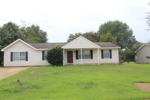 Homes For Rent - 215 Begonia Dr<br/> Houston County, Dothan, AL 36301