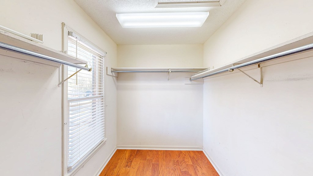 Dothan, Alabama 36303, United States, 4 Bedrooms Bedrooms, ,4 BathroomsBathrooms,Residential,Active,95745