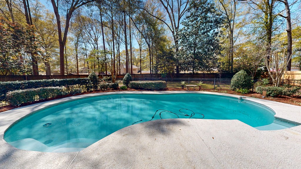 Dothan, Alabama 36303, United States, 4 Bedrooms Bedrooms, ,4 BathroomsBathrooms,Residential,Active,95745