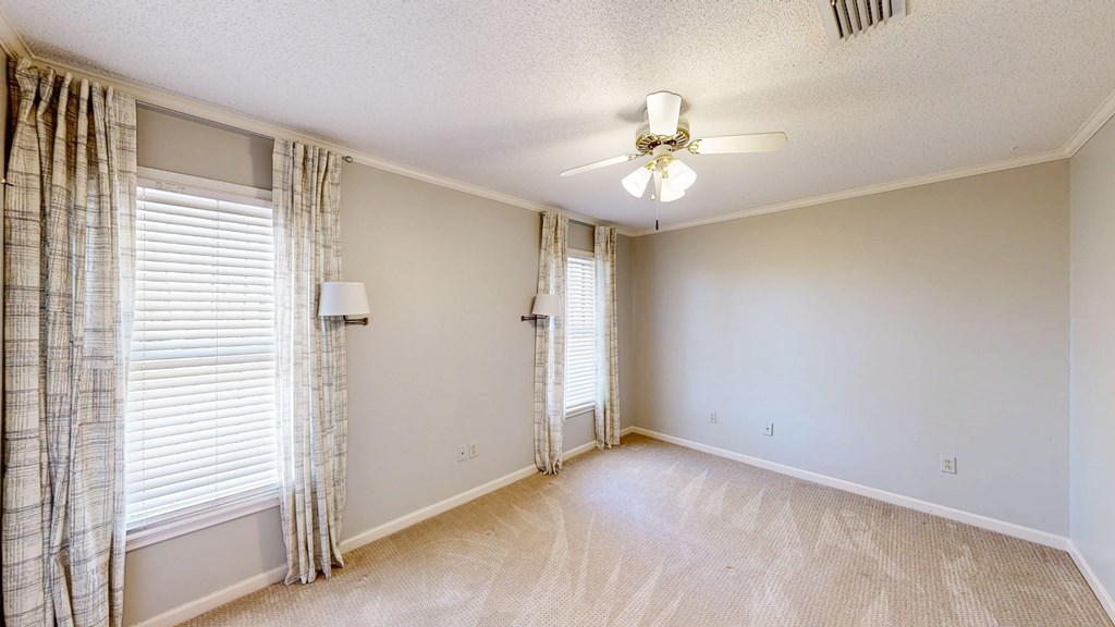 Dothan, Alabama 36303, United States, 4 Bedrooms Bedrooms, ,4 BathroomsBathrooms,Residential,Active,95745