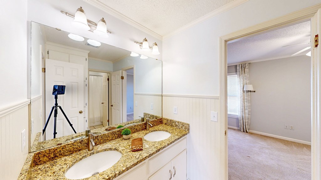 Dothan, Alabama 36303, United States, 4 Bedrooms Bedrooms, ,4 BathroomsBathrooms,Residential,Active,95745