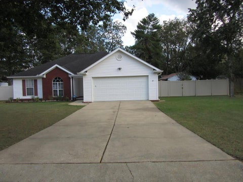 Homes For Sale - 106 Carimar Place<br/> Henry County, Headland, AL 36345