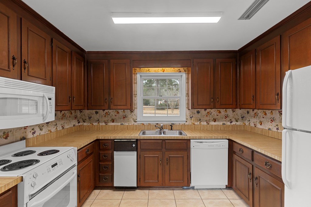 1100 N Pontiac Ave, Dothan, Alabama image 11