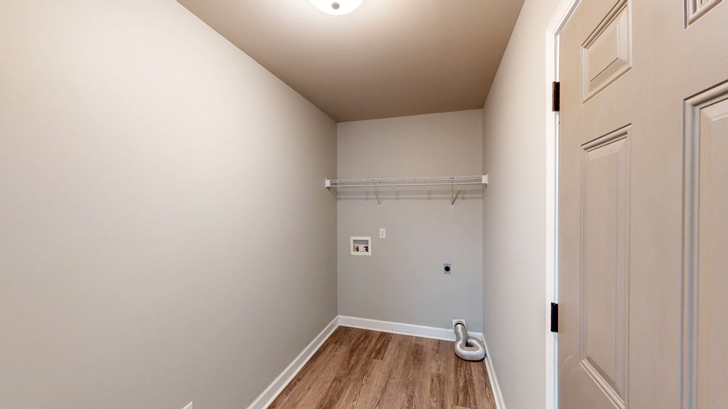 Dothan, Alabama 36301, United States, 3 Bedrooms Bedrooms, ,2 BathroomsBathrooms,Residential,Pending,142097