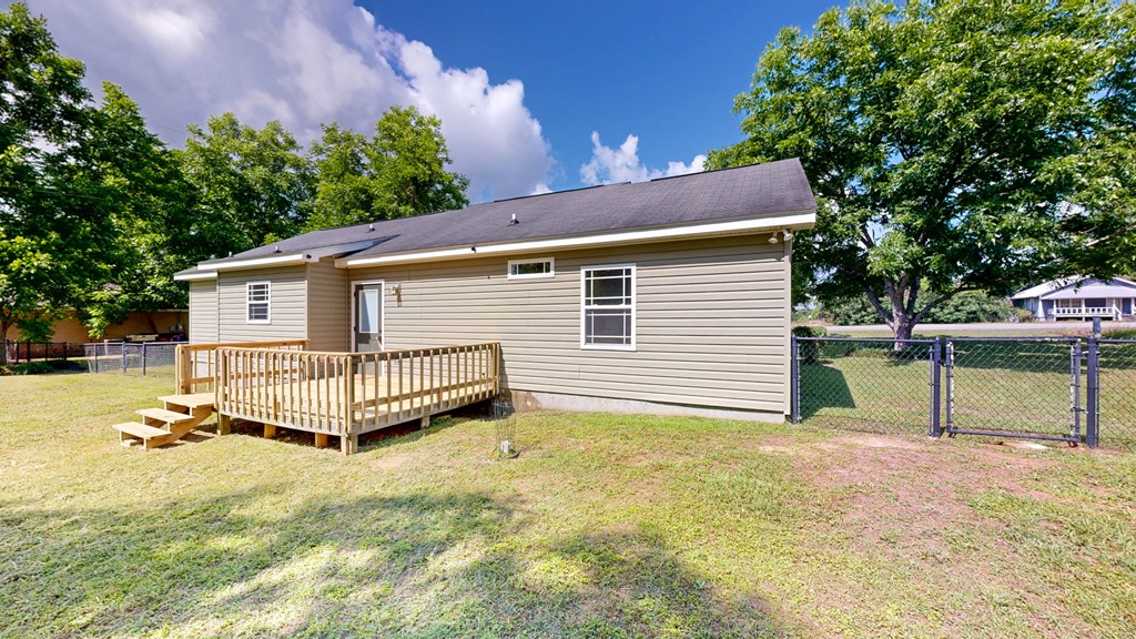 Dothan, Alabama 36301, United States, 3 Bedrooms Bedrooms, ,2 BathroomsBathrooms,Residential,Pending,142097