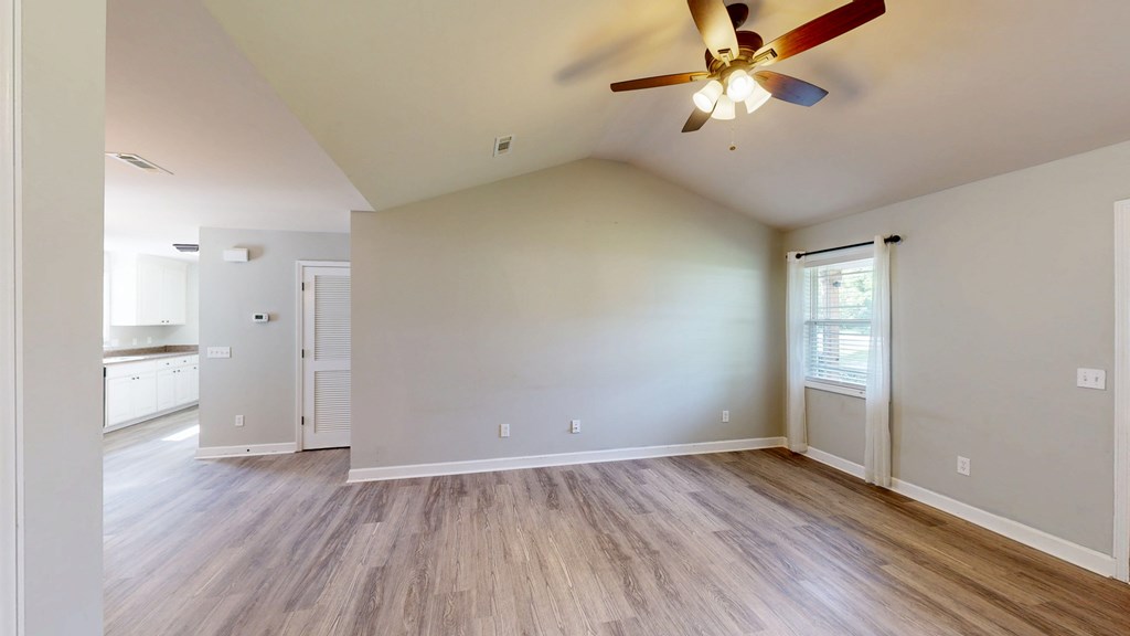 Dothan, Alabama 36301, United States, 3 Bedrooms Bedrooms, ,2 BathroomsBathrooms,Residential,Pending,142097