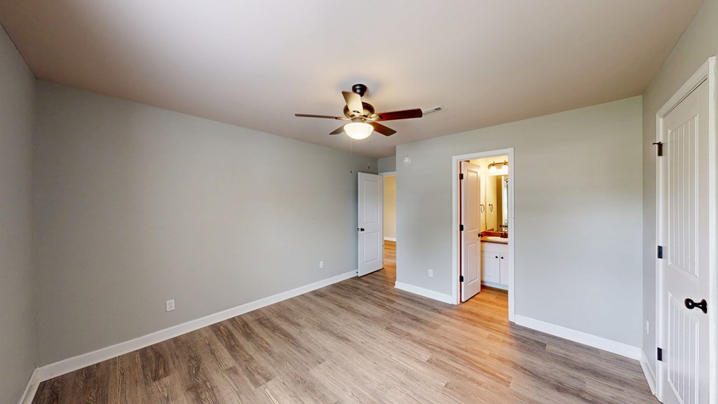 Dothan, Alabama 36301, United States, 3 Bedrooms Bedrooms, ,2 BathroomsBathrooms,Residential,Pending,142097