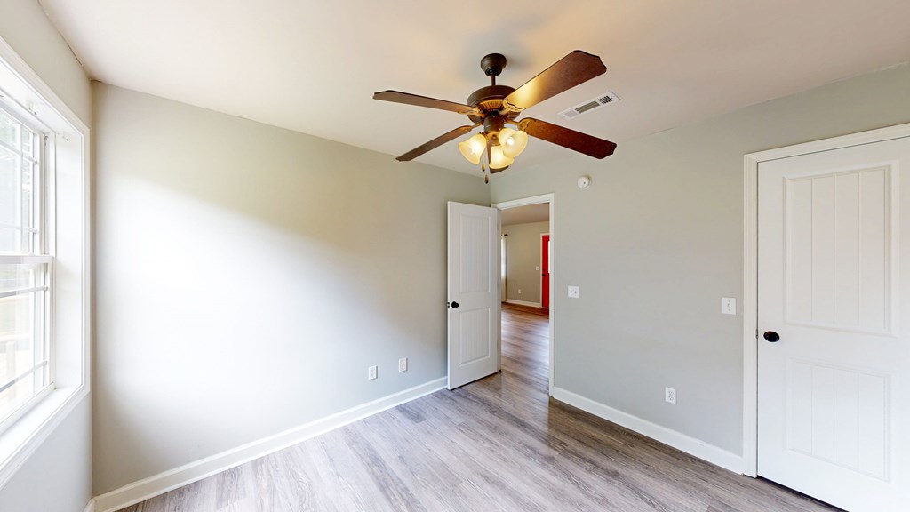 Dothan, Alabama 36301, United States, 3 Bedrooms Bedrooms, ,2 BathroomsBathrooms,Residential,Pending,142097