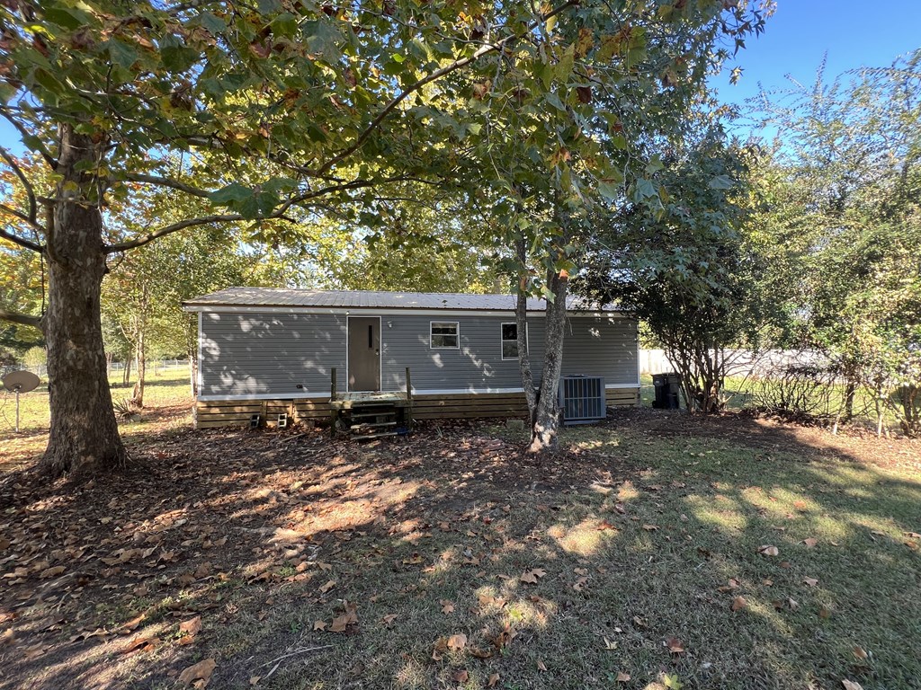 Slocomb, Alabama 36375, United States, 3 Bedrooms Bedrooms, ,2 BathroomsBathrooms,Residential,Active,232214