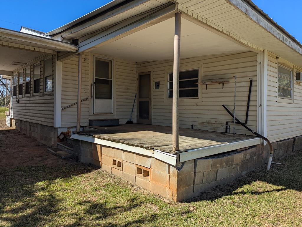 80 N Edwards, Newton, Alabama image 22